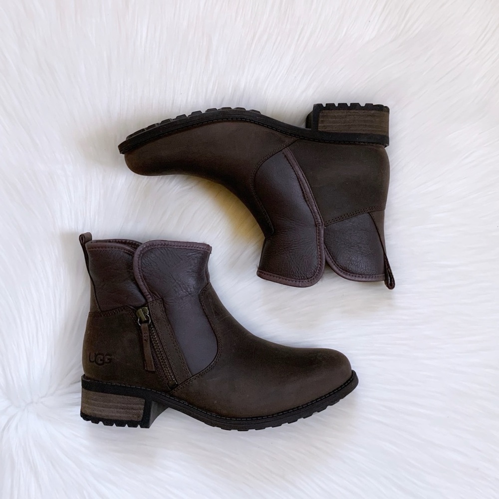 UGG Lavelle Stout Leather Ankle Boots - Picture 3 of 9